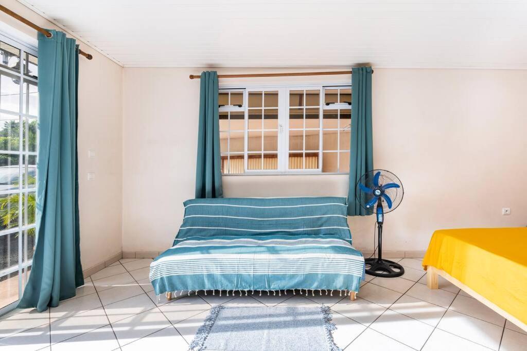 فا Chaine Lodge Maison Entiere Free Parking & Wifi 3Min De L'Aeroport المظهر الخارجي الصورة